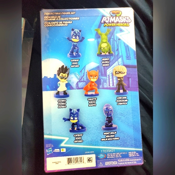 : PJ Masks 7-piece Collectible Figure Set, Kids Toys for Ages 3 up damaged box - Picture 6 of 6